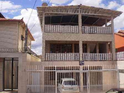 Casa com 3 quartos à venda no bairro São Gabriel, 120m²