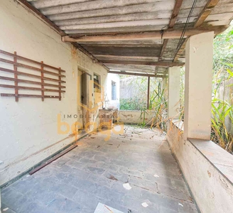 Casa com 4 quartos à venda no bairro Jardim Alvorada, 360m²