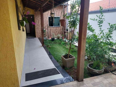 Casa com 5 quartos à venda no bairro Jardim Riacho das Pedras, 420m²