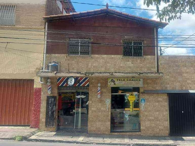 Casa com 6 quartos à venda no bairro Santa Inês, 205m²