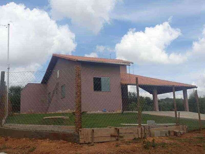 Fazenda com 3 quartos à venda no bairro Boa Vista, 1200m²