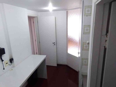 Sala para alugar no bairro Liberdade, 129m²