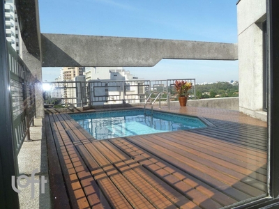 Apartamento à venda em Jardim Paulistano com 159 m², 3 quartos, 2 suítes, 2 vagas