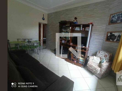 Casa com 2 quartos à venda no bairro Santa Mônica, 75m²