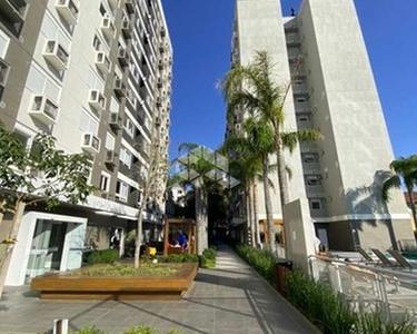 Apartamento à venda, com 3 dormitórios e 1 suíte, 2 vagas no bairro São João, Zona Norte d