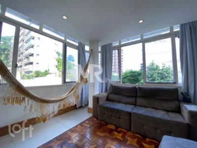 Apartamento à venda em Copacabana com 100 m², 2 quartos, 1 suíte