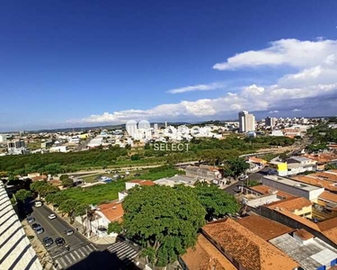 Apartamento Cobertura com 272m², 03 quartos suítes, 03 salas, sacada, lavabo, cozinha ampl