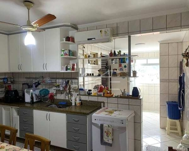 Apartamento com 3 dormitórios à venda, 115 m² por R$ 720.000,00 - Campo Grande - Santos/SP