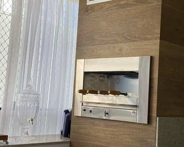 Apartamento na lateral com vista para o mar, composto por três quartos sendo uma suíte - P