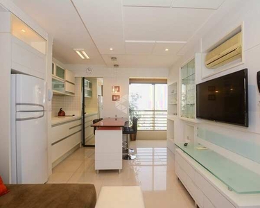 Apartamento para venda tem 42 metros quadrados com 1 quarto em Centro - Florianópolis - SC