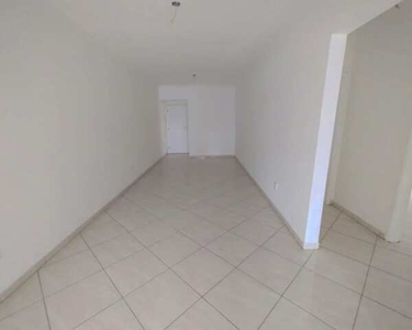 Apto de 3 Dorm c/1 suíte, SACADA GOURMET, 150 metros DA PRAIA. 125 m² de área útil. Bairro