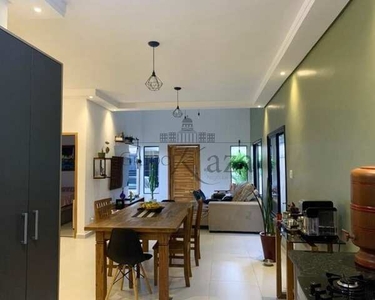 BELISSÍMA Casa - Villa Branca - 3 Dormitórios - 1 Suíte - 146m²