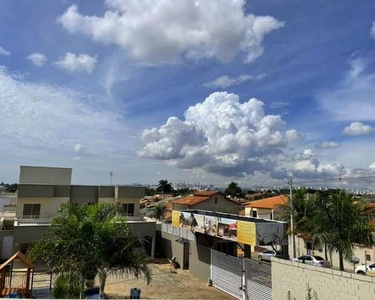 Casa de condomínio para venda tem 160 metros quadrados com 3 quartos em Goiânia 2 - Goiâni