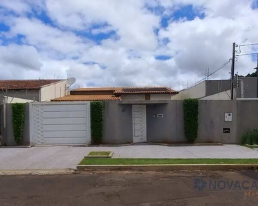 Casa-Térrea c/piscina no Jardim São Lourenço - Campo Grande