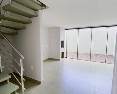 Casa triplex a venda no Bairro Vila Nova em Blumenau