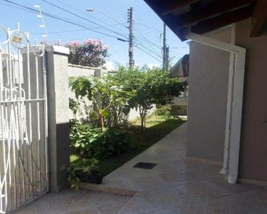 LINDA CASA COM PISCINA E MÓVEIS NO BAIRRO EUGÊNIO DE MELO