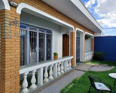 Ótima residência-totalmente plana-4 dormitórios-suíte-4 vagas de garagem-bela área de laze