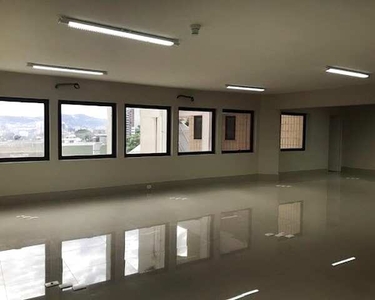 Sala á venda ou para alugar, 112M² e área útil, no Edificio Alpha Trade em Alphaville Baru