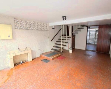 Sobrado com 2 Quartos e 3 banheiros à Venda, 130 m² por R$ 830.000