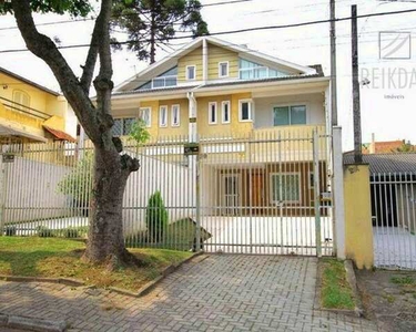 Sobrado com 4 dormitórios à venda, 205 m² por R$ 784.900,00 - Boa Vista - Curitiba/PR