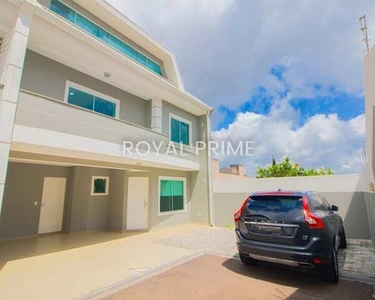 Sobrado Triplex em Condominio com Quintal e 3 dormitórios à venda, 178 m² por R$ 750.000