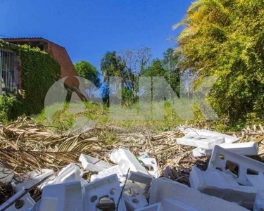 Terreno à venda em Porto Alegre, no bairro Chácara das Pedras, próximo à Av. Protásio Alve