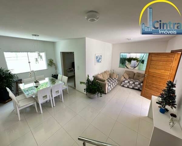Vendo casa duplex em Itapuã, 3 suítes, 250m² de área de terreno, 30m da praia, R$ 720.000