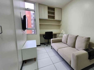 Apartamento com 1 quarto para alugar no bairro Zona Industrial, 27m²