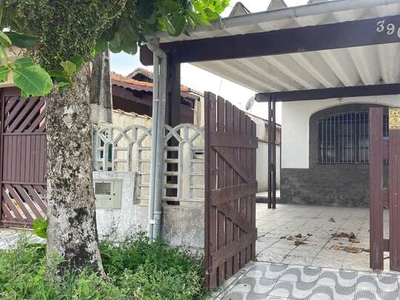 Casa à venda no bairro Itaguaí - Mongaguá/SP