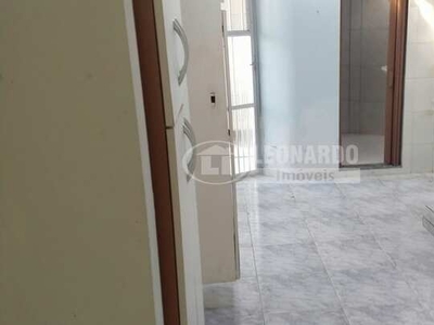 CASA A VENDA, TRES VENDAS, EM CONDOMINIO FECHADO ARARUAMA - RJ