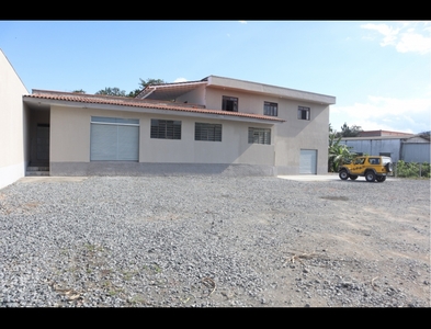 Galpão no Bairro Itoupava Central em Blumenau com 420 m²