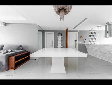 Apartamento no Bairro Vila Nova em Blumenau com 3 Dormitórios (1 suíte) e 120 m²