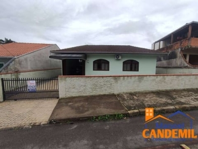 Casa à venda em joinville, bairro bom retiro