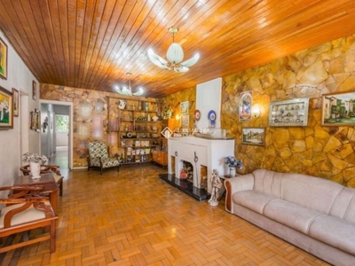 Casa com 3 quartos à venda na rua nossa senhora das graças, 154, glória, porto alegre, 200 m2 por r$ 498.000