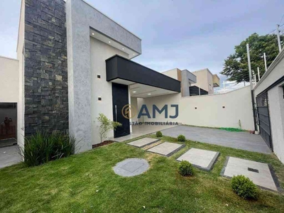 Casa com 3 quartos à venda no bairro Jardim Gramado, 157m²