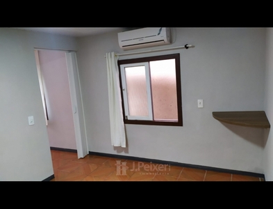 Casa no Bairro Salto Weissbach em Blumenau com 3 Dormitórios e 183 m²