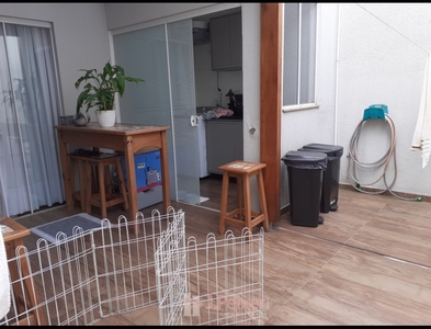 Casa no Bairro Velha em Blumenau com 3 Dormitórios (3 suítes) e 96 m²