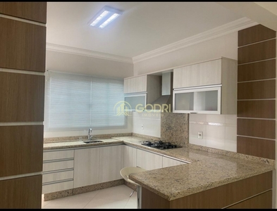 Casa no Bairro Vila Nova em Blumenau com 2 Dormitórios (2 suítes) e 91.78 m²