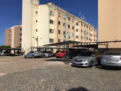 Apartamento para aluguel possui 60 metros quadrados com 2 quartos em Dendê - Fortaleza - C