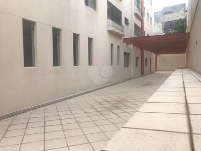 Apartamento com 4 quartos à venda ou para alugar em Santana - SP