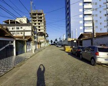Casa para venda possui 100 metros quadrados com 3 quartos em Maracanã - Praia Grande - SP