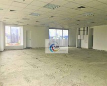 Conjunto comercial com 410m² em vão livre com 10 vagas de garagem!