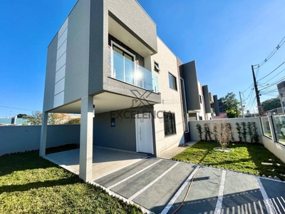 Casa em Cidade Jardim, São José dos Pinhais/PR de 127m² 3 quartos à venda por R$ 948.000,00