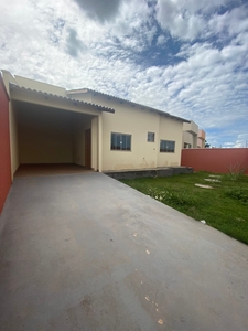 Casa em Jardim Miramar, Aparecida de Goiânia/GO de 230m² 3 quartos à venda por R$ 273.000,00