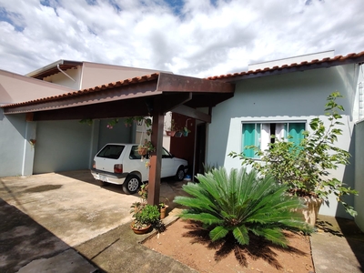 Casa em Nova Jaguariúna Iii, Jaguariúna/SP de 110m² 2 quartos à venda por R$ 639.000,00
