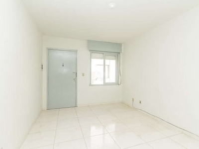 Apartamento com 3 quartos para alugar na avenida palmira gobbi, 1035, humaitá, porto alegre, 70 m2 por r$ 1.350