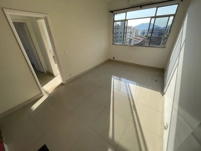 Apartamento para venda possui 75 metros quadrados com 2 quartos em Pechincha - Rio de Jane