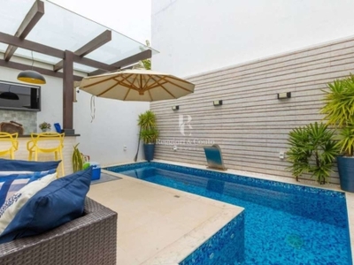 Casa ampla para venda na praia dos amores | 203m² | 03 suítes | 02 vagas | piscina
