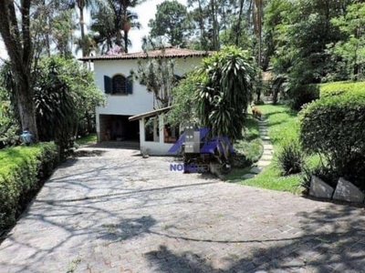 Casa colonial, linda e ampla! 5 dorms / 3 suítes. rua fechada