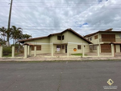 Casa residencial em sapucaia do sul - rs, santa catarina